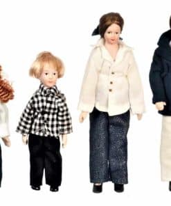 Familia de Muñecos en Miniatura Aztec Imports, Inc., Trajes