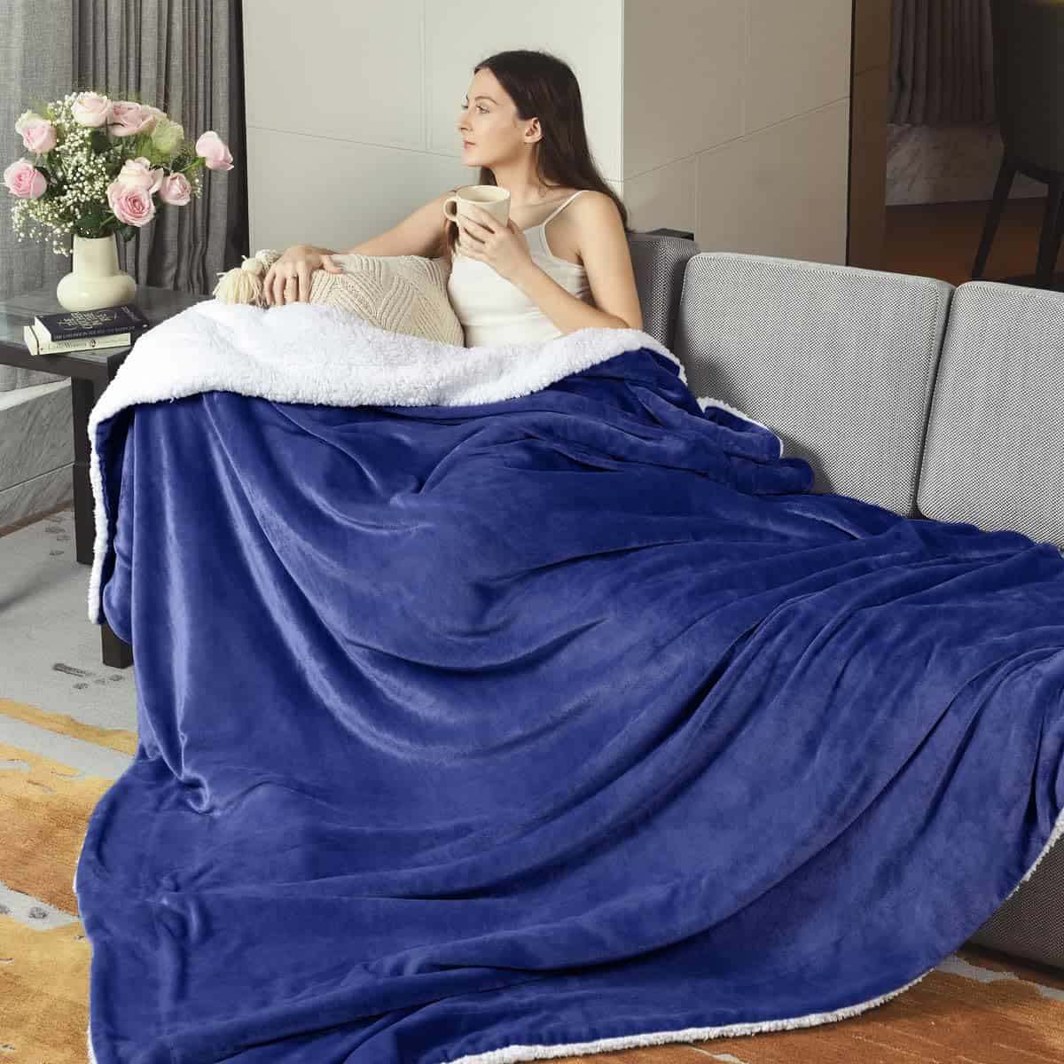 Manta de Tamaño King KAWAHOME Sherpa Fleece -Azul Marino - Imagen 6