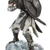 Figura de Estatua Dragonborn de Skyrim, Varios
