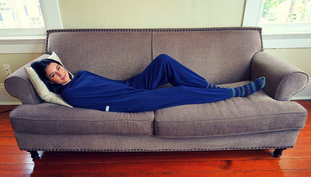 Manta portátil Cocoonsie (Pequeña, Azul Marino) - Imagen 5