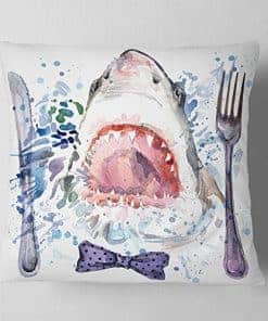 Almohada decorativa 'Ilustración de Tiburón Hambriento'
