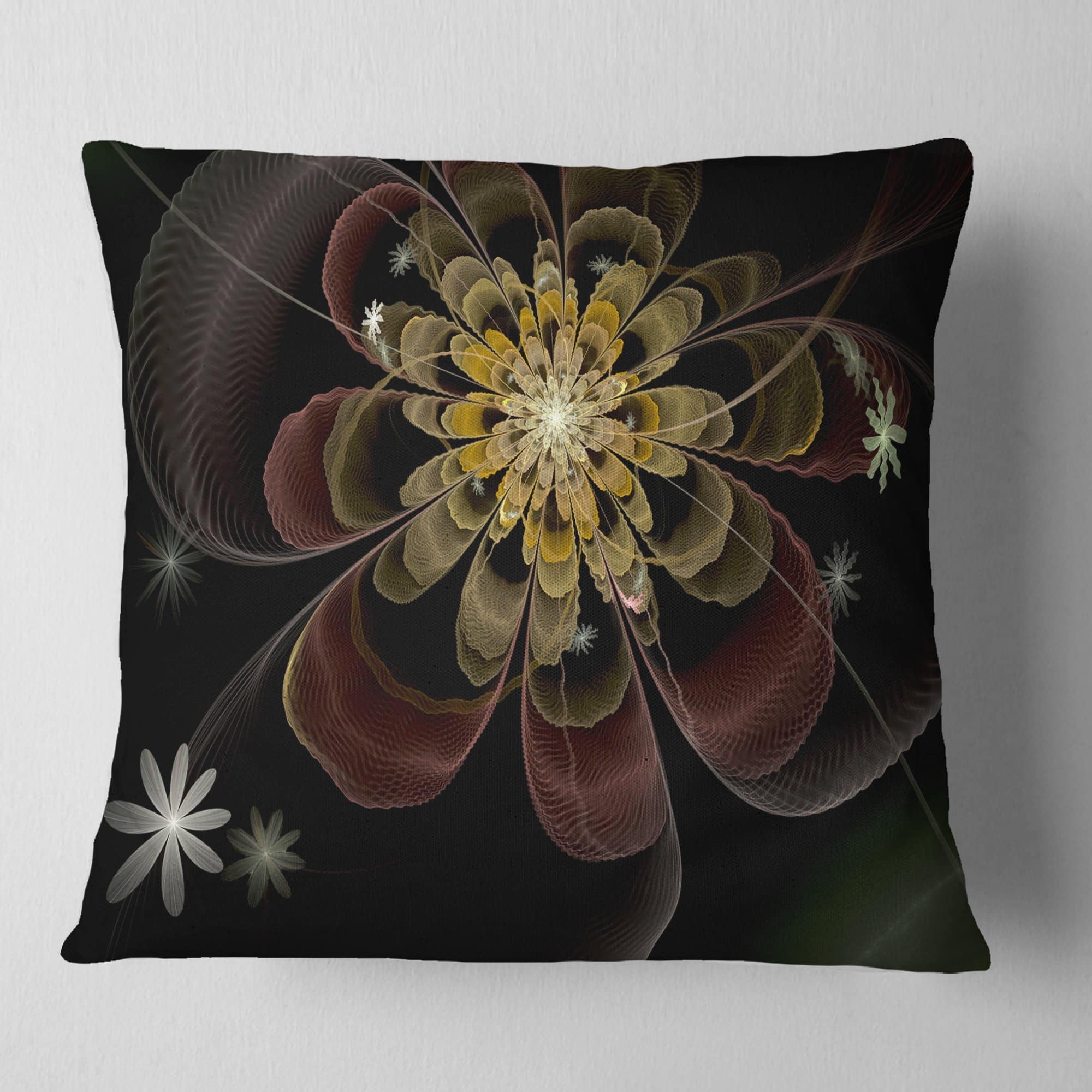 Almohada decorativa Designart Flor fractal marrón con