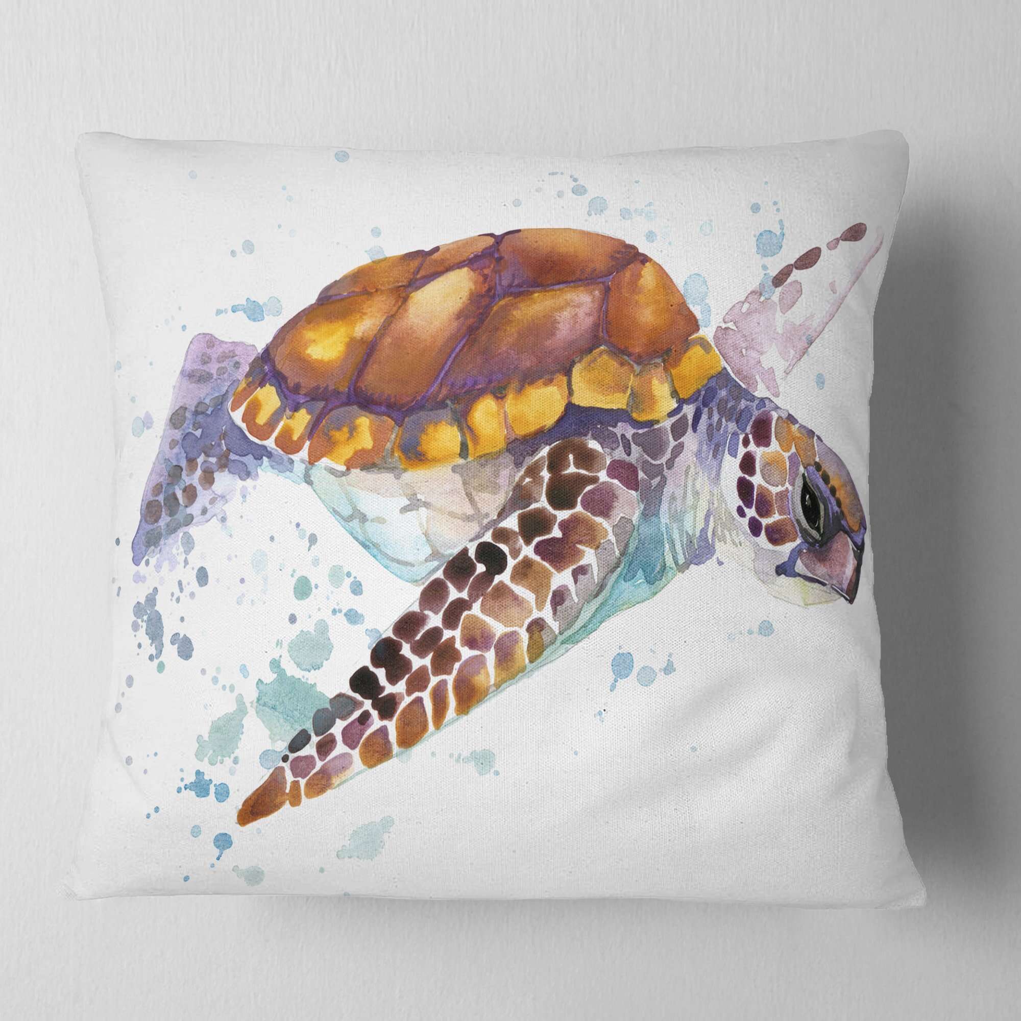Almohada decorativa de tortuga marina en acuarela