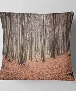 Designart Hojas en el Grueso Bosque de Otoño Tiro Sala de