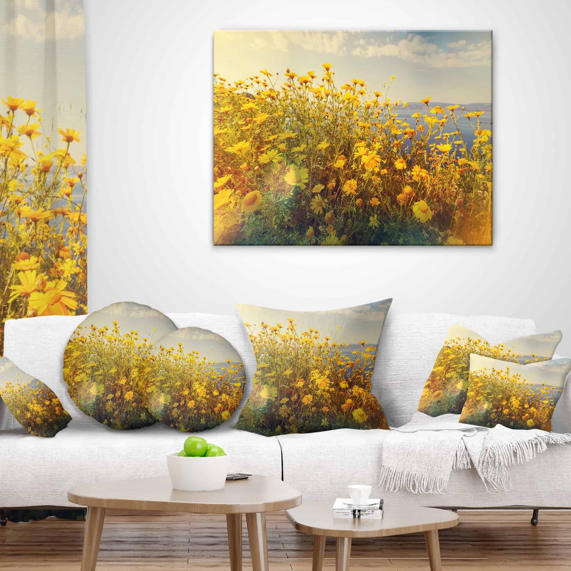 Designart Pradera de Flores Amarillas Silvestres - Funda de - Imagen 4