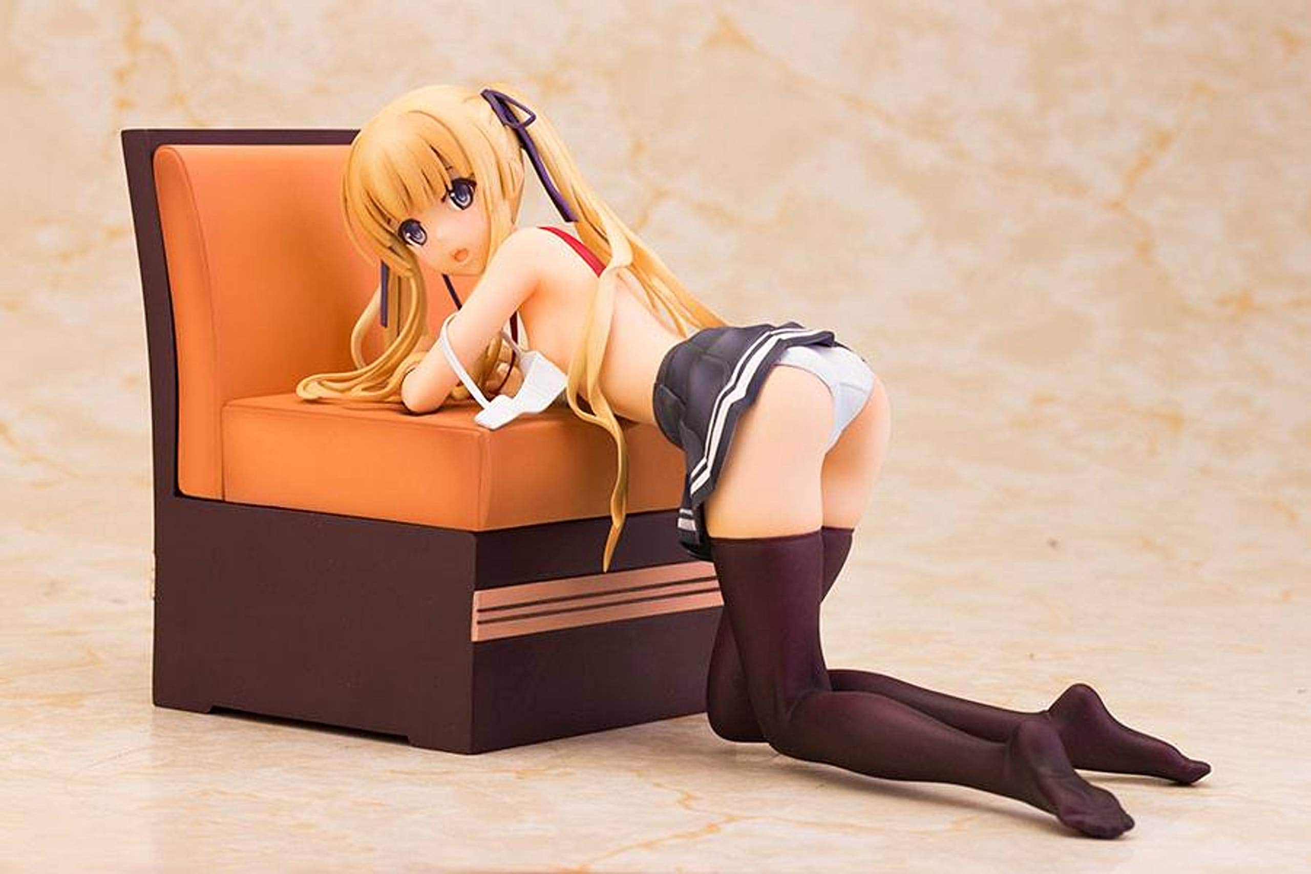 Figura de PVC a Escala 1:7 de Eriri Spencer Sawamura - Imagen 3