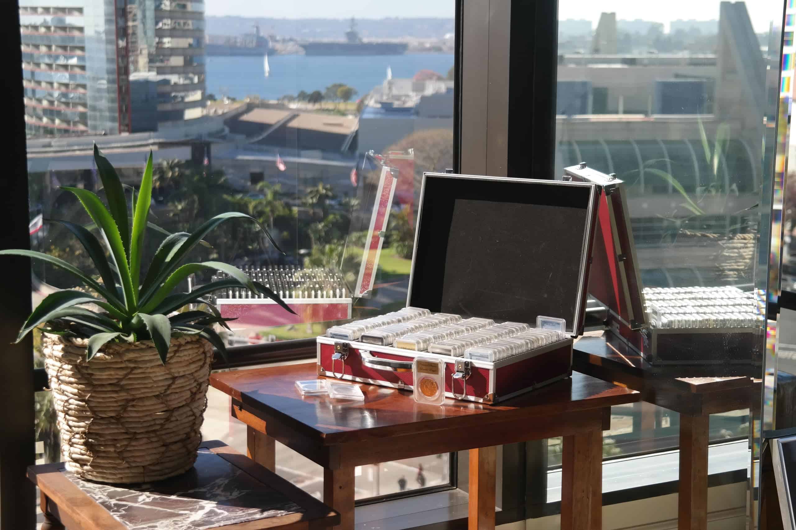 Caja de aluminio negra Ursae Minoris Elite para 100 - Imagen 6