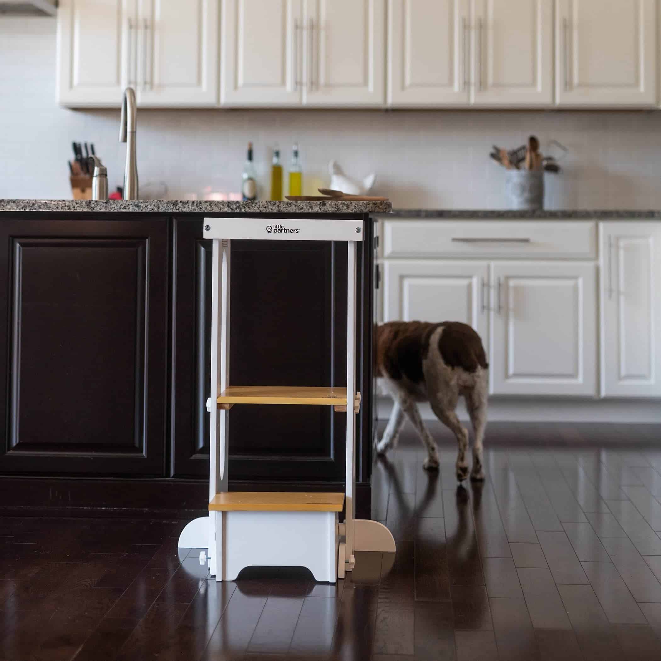 Little Partners® Explore 'N Store Learning Tower® Taburete - Imagen 8