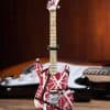 Réplica ornamental de guitarra eléctrica Axe Heaven (EVH004)