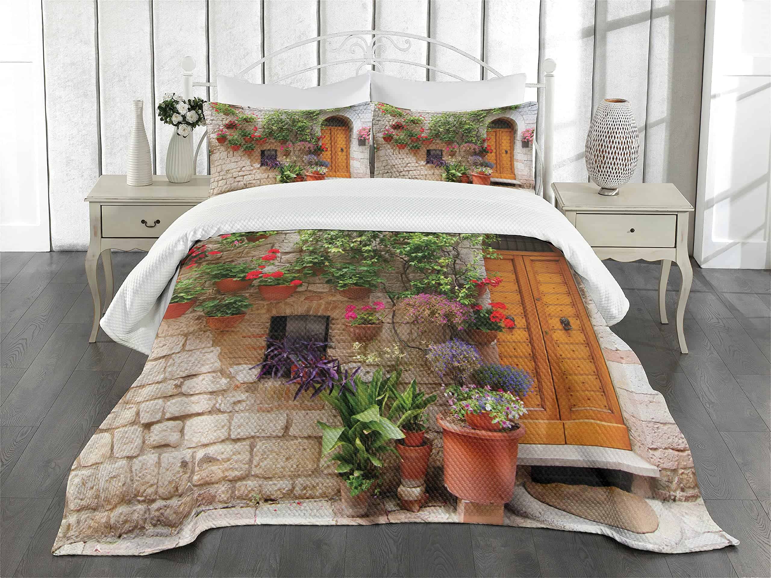 Colcha Lunarable Tuscan, Flores de Begonia en Ventana de - Imagen 3