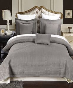 Colcha suave y esponjosa de estilo a cuadros de Royal Hotel