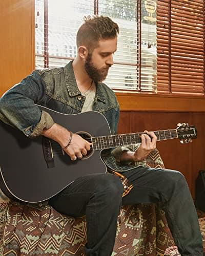 Kit de guitarra acústica Donner Black para principiante - Imagen 7