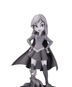 Estatua de Vinilo de Supergirl (Variante en Blanco y Negro)