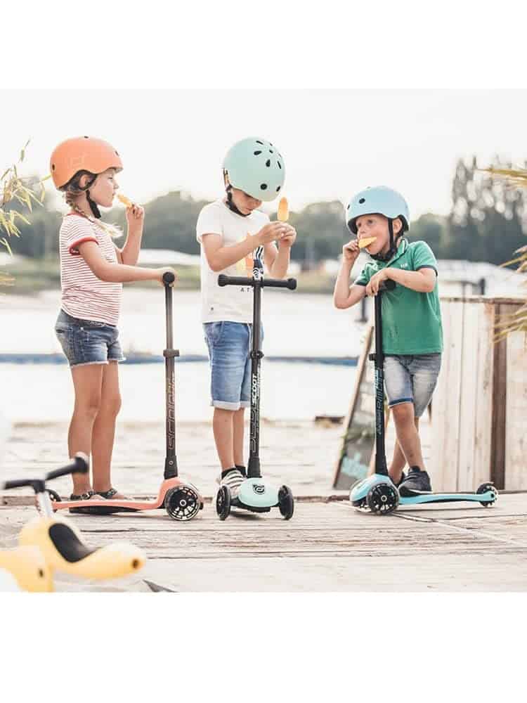 Patinete Scoot & Ride Highwaykick 3 LED Plástico/Metal - Imagen 7