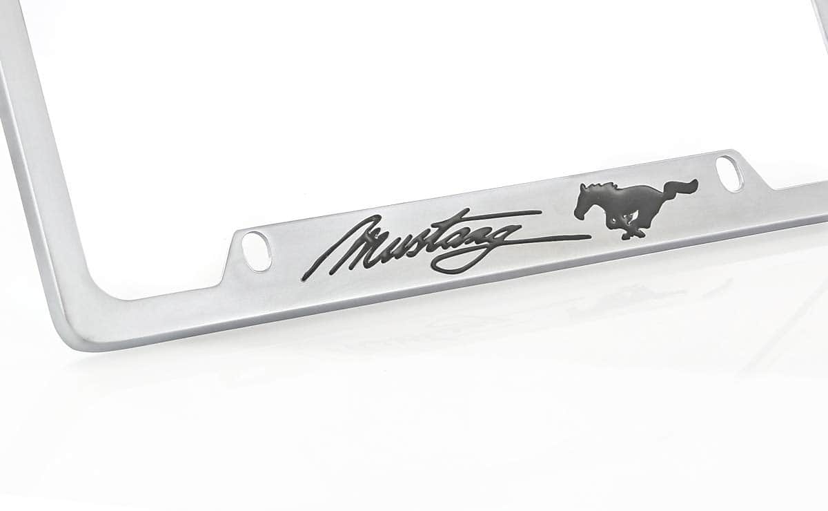 Portaplacas para Ford Mustang (4 Orificios, satín) - Imagen 3