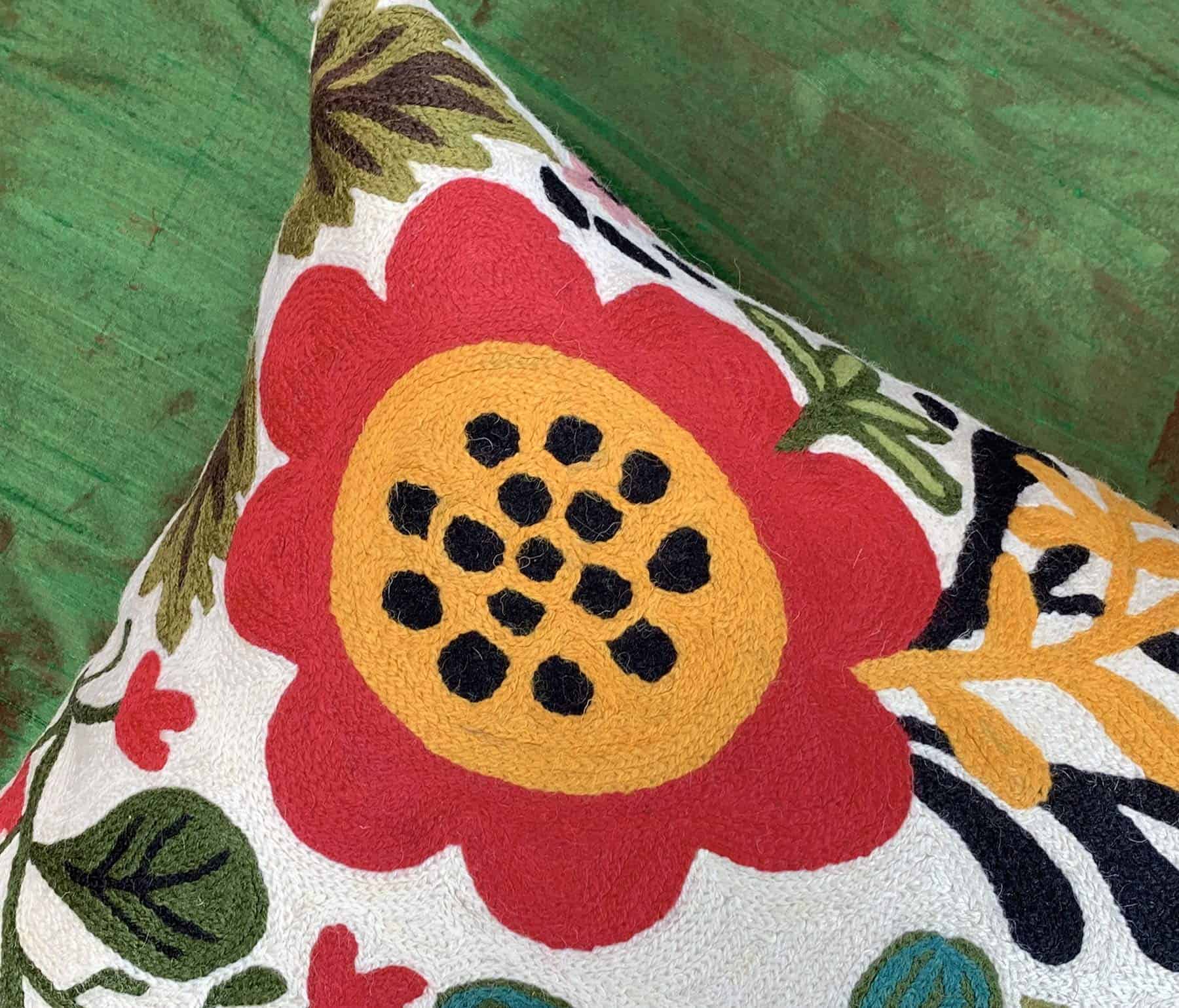 Funda de Cojín Floral Lumbar Crema | Cojines de Lanzamiento - Imagen 6