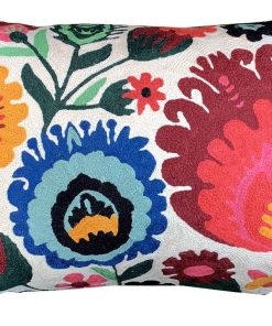 Funda de almohada lumbar Kashmir Designs en crema con