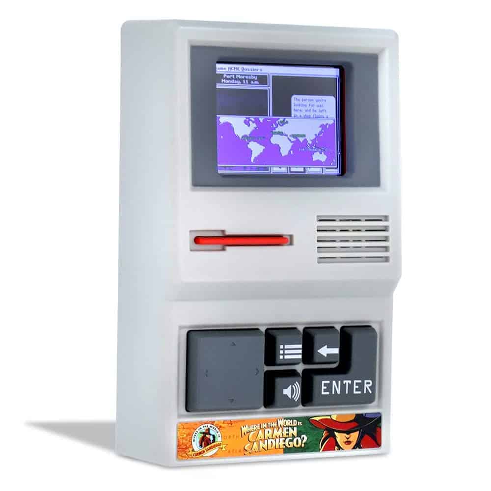 Juego Electrónico Portátil Carmen Sandiego de Basic Fun