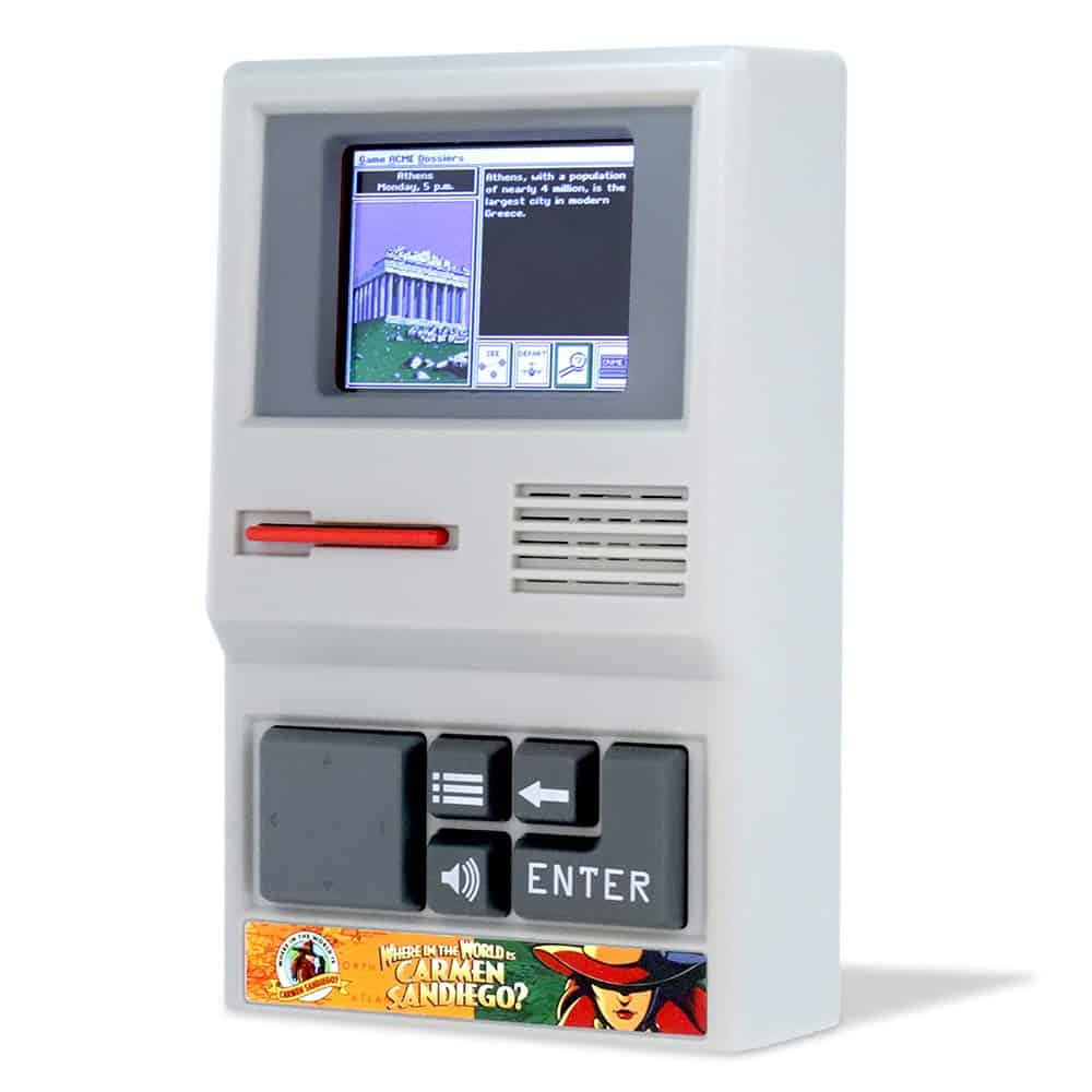 Juego Electrónico Portátil Carmen Sandiego de Basic Fun - Imagen 7