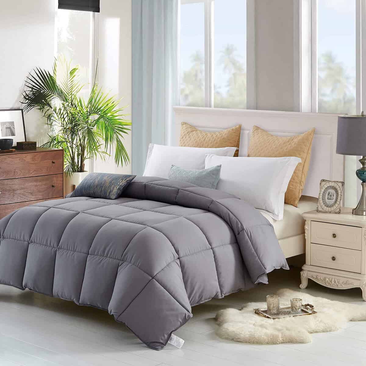 Duvet Insert Gemela Lavish Comforts� � Edredón Esponjoso