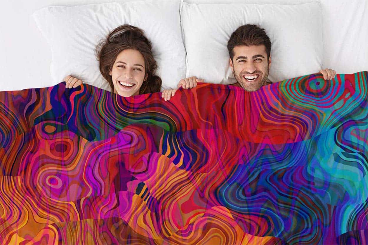 Manta Mugod de Ondas Caóticas Coloridas Rojo Fucsia Rosa - Imagen 3