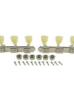 Clavijas de afinación de la serie Deluxe Kluson 3 en una