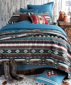 Edredón Reversible Wyatt en Rayas y Formas Gráficas de