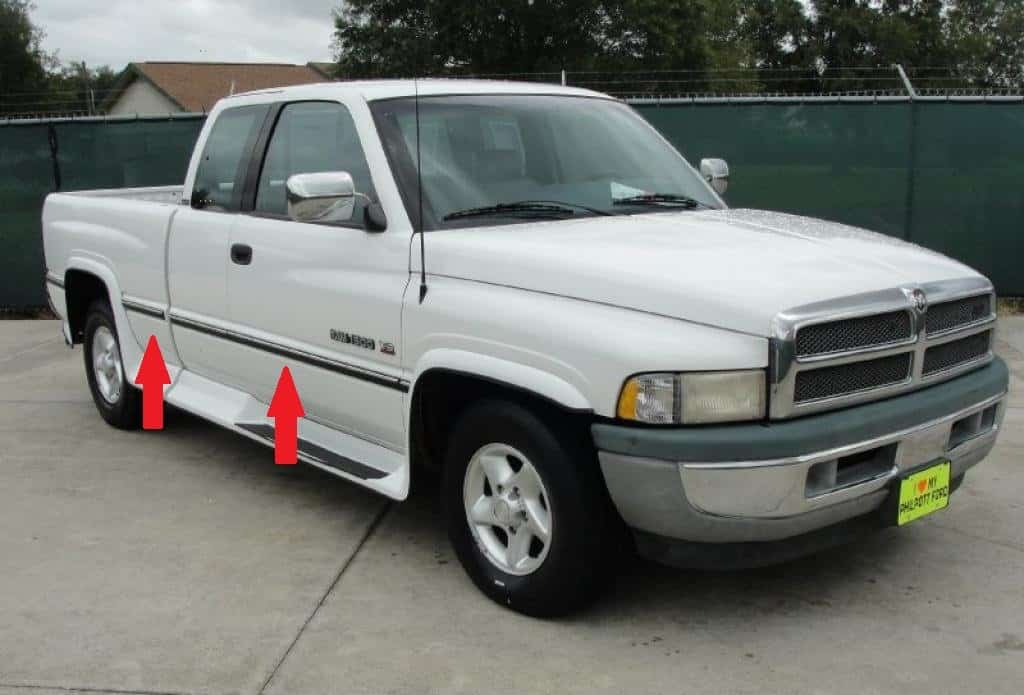 Moldura de Carrocería Lateral Negra/Plateada de Repuesto - Imagen 4