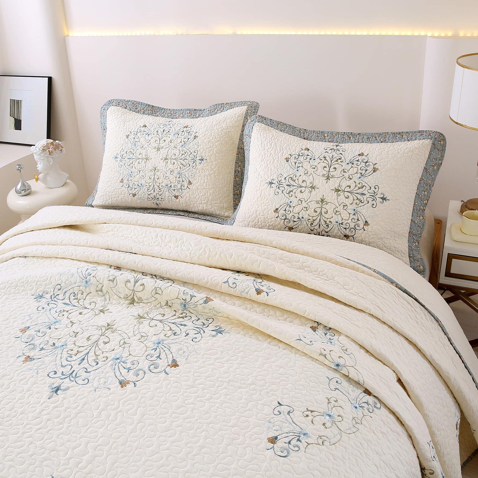 Juego de Colcha Acolchada Boho Floral Bordada 3 Piezas - Imagen 5