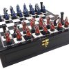 Juego de ajedrez de caballeros de Malta rojos y azules de