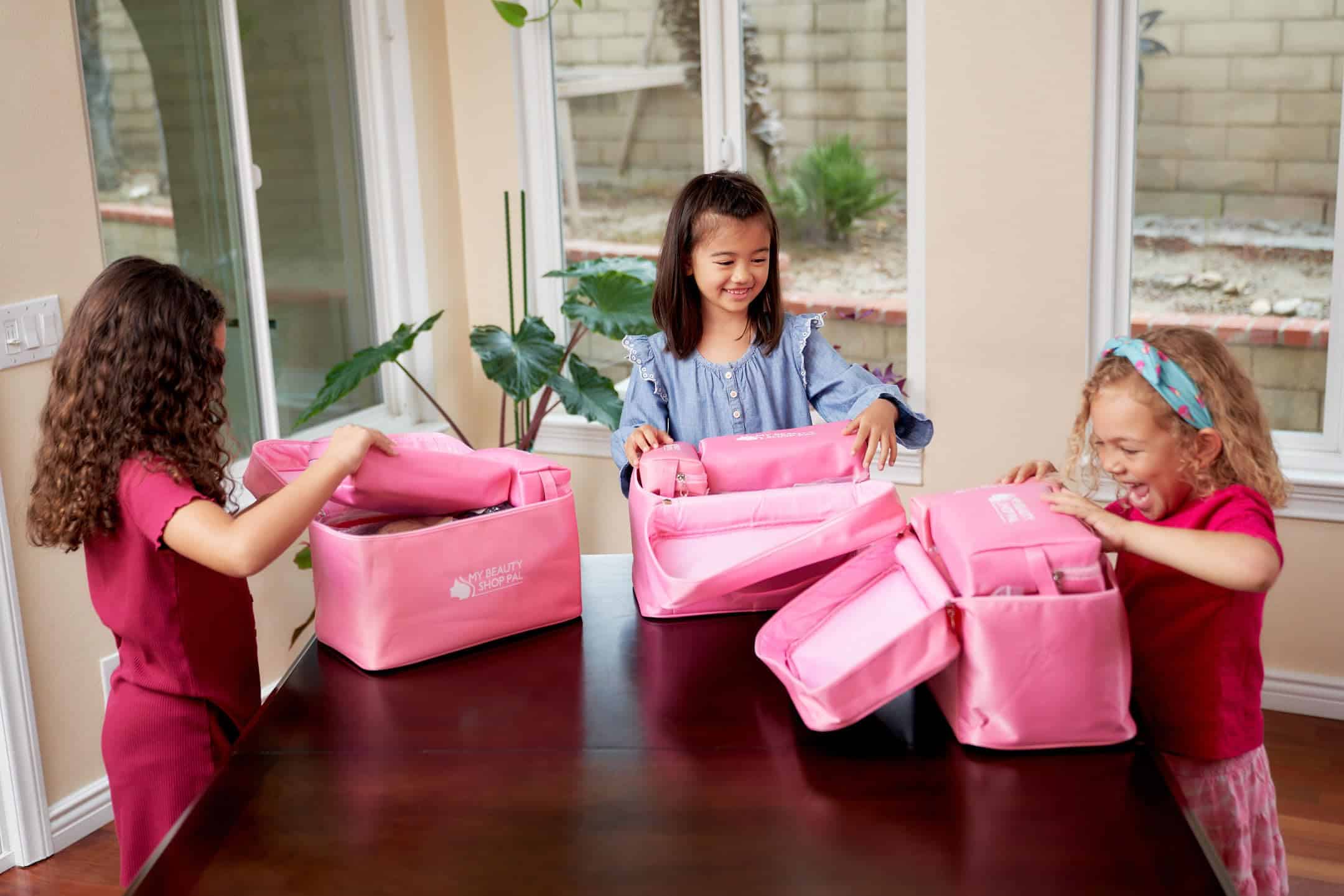 MUÑECA DE PELO REAL MY BEAUTYSHOP PAL y Kits -Kit Premium de - Imagen 3