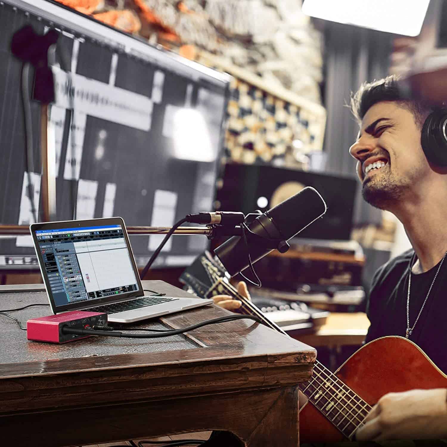 Interfaz de Audio USB con Preamplificador de Micrófono - Imagen 10