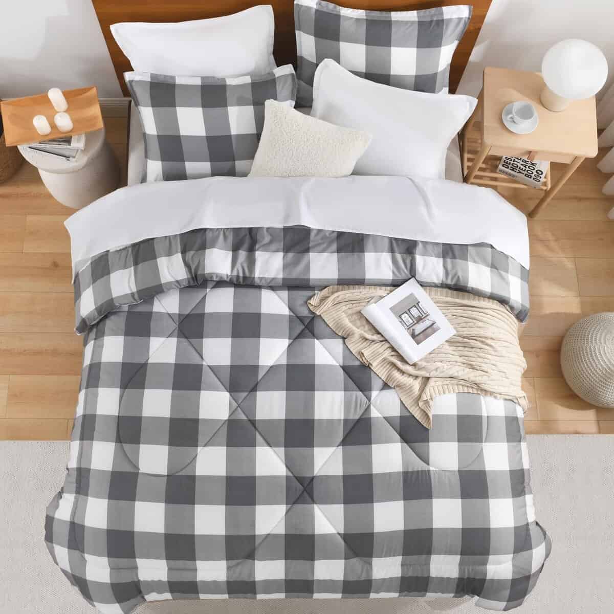 Juego de edredón a cuadros color gris claro Andency Full