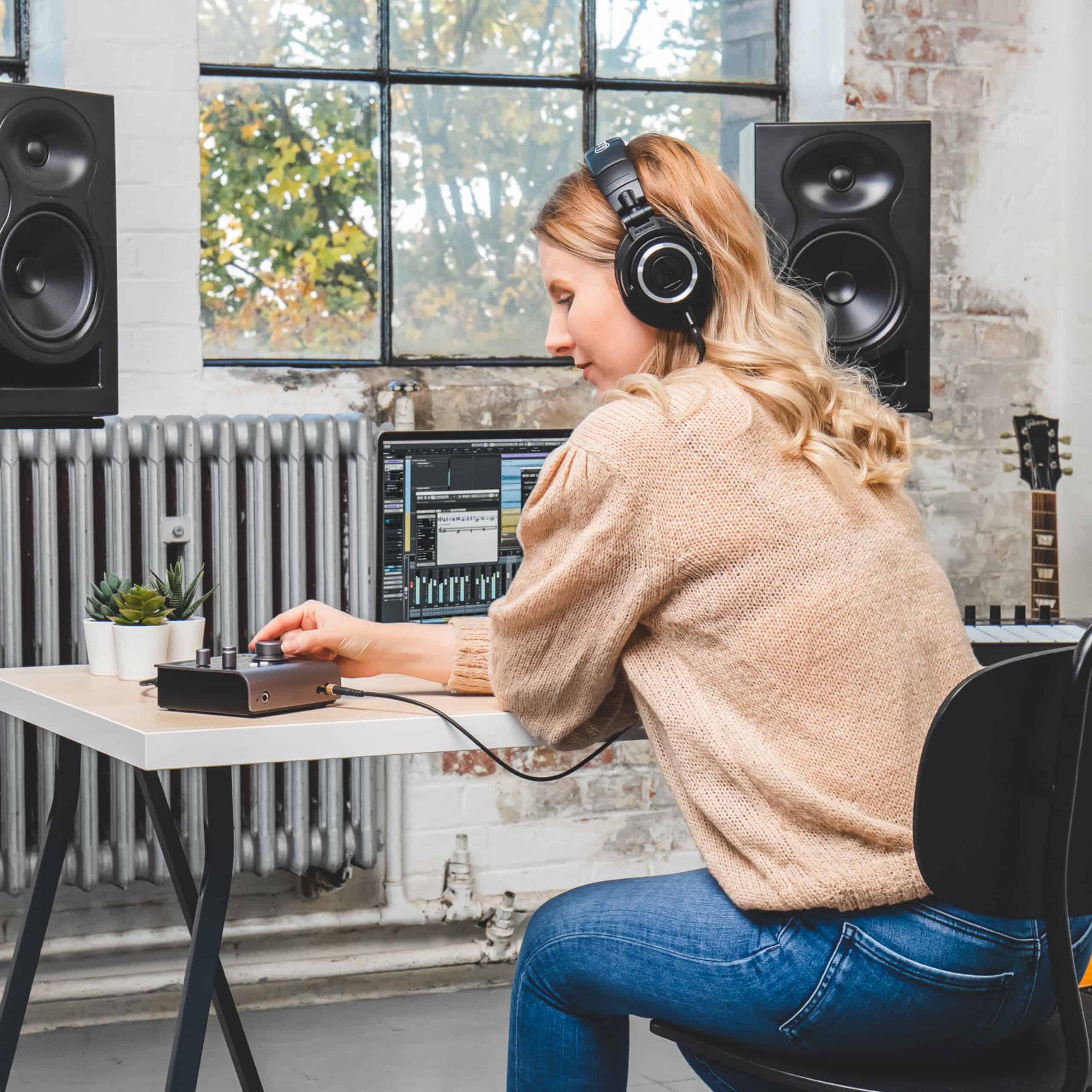 Interfaz de Audio Audient iD4 MKII, Preamp de Micrófono de - Imagen 6