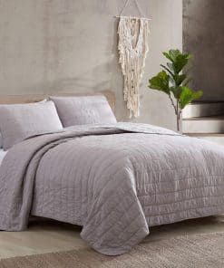 Juego de Colcha Acolchada Everly de 3 Piezas con Fundas de