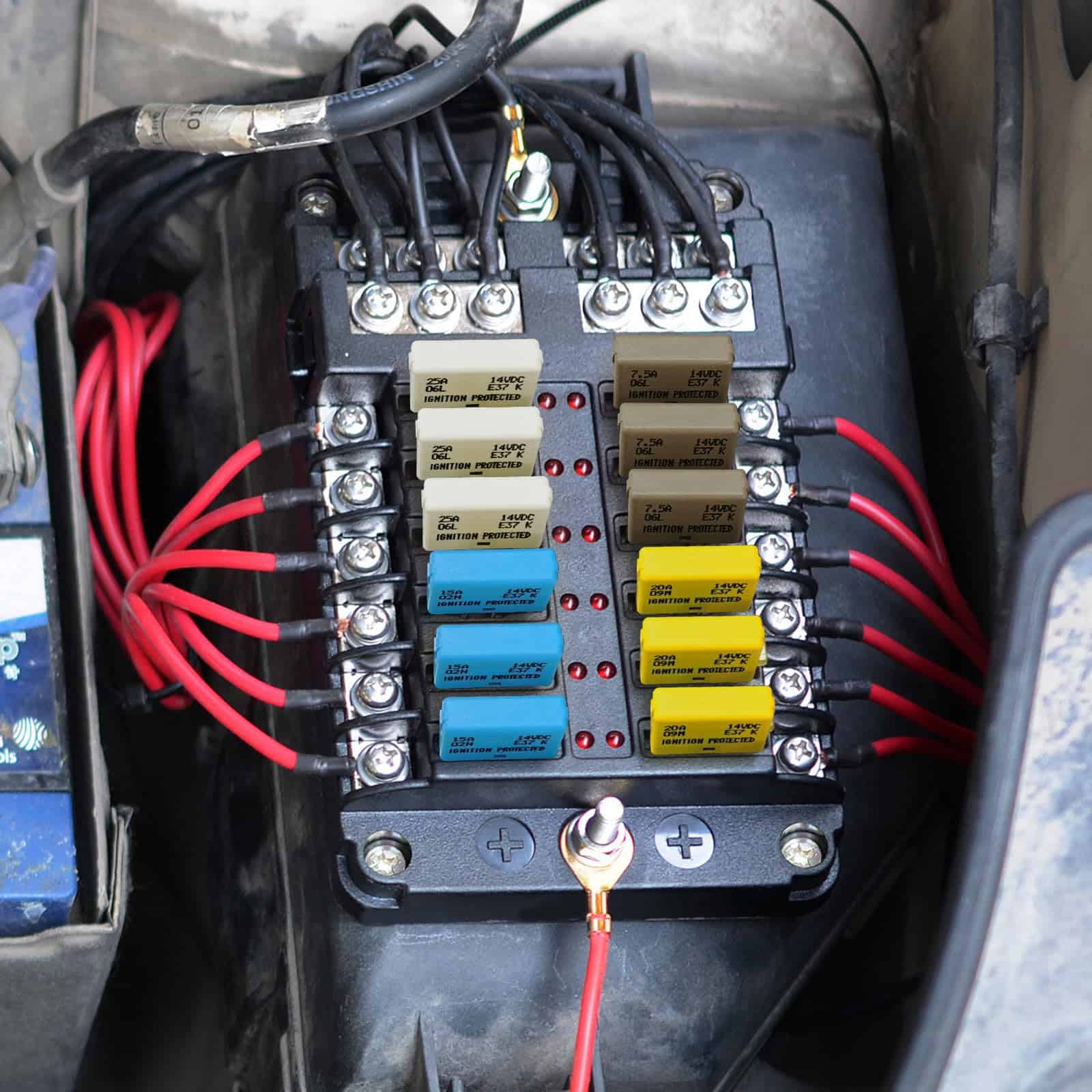 Interruptores de Circuito GLOSO E37 Auto Reset de Perfil - Imagen 7