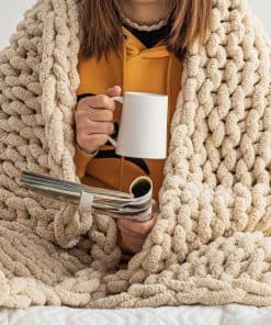 Manta Tejida Gruesa - 50"x60" 3.7 lbs. - Manta de Chenille