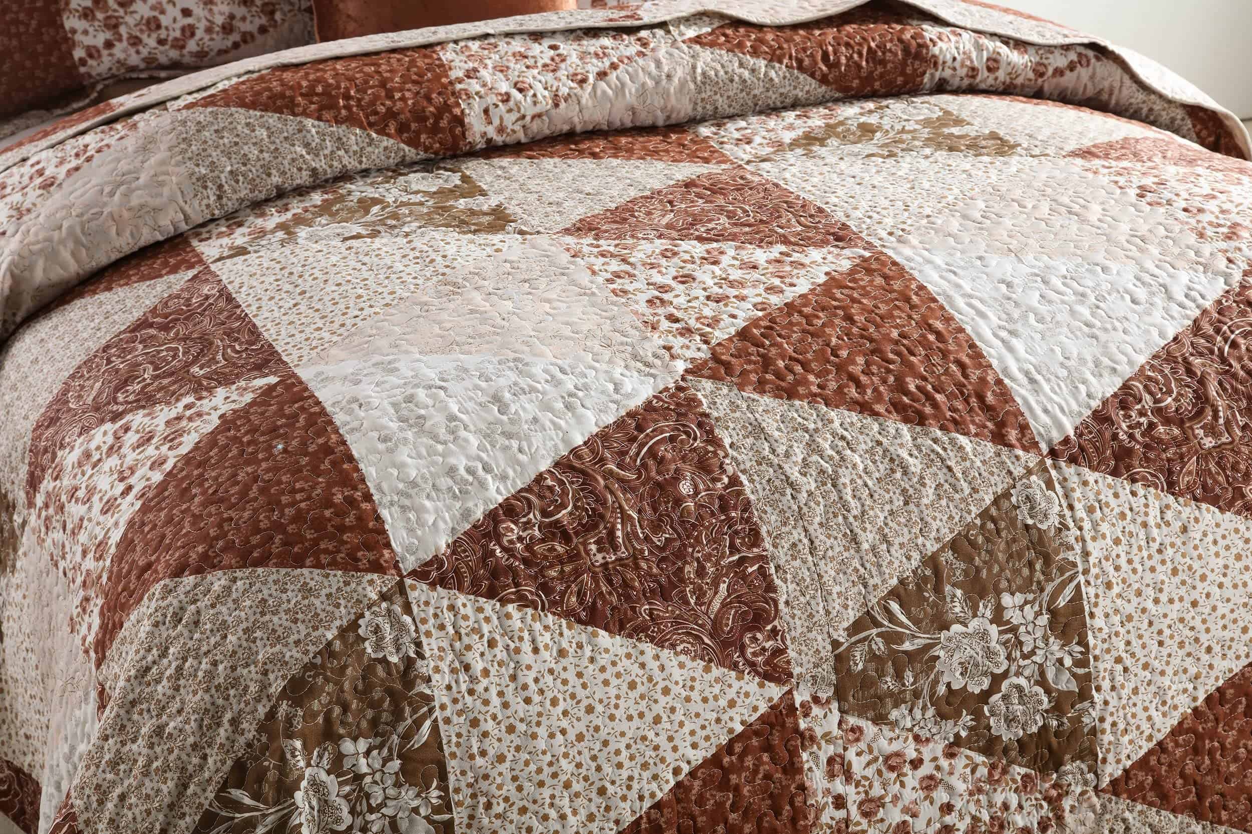 Juego de Colcha Travan 3 Piezas King Patchwork Floral - Imagen 4