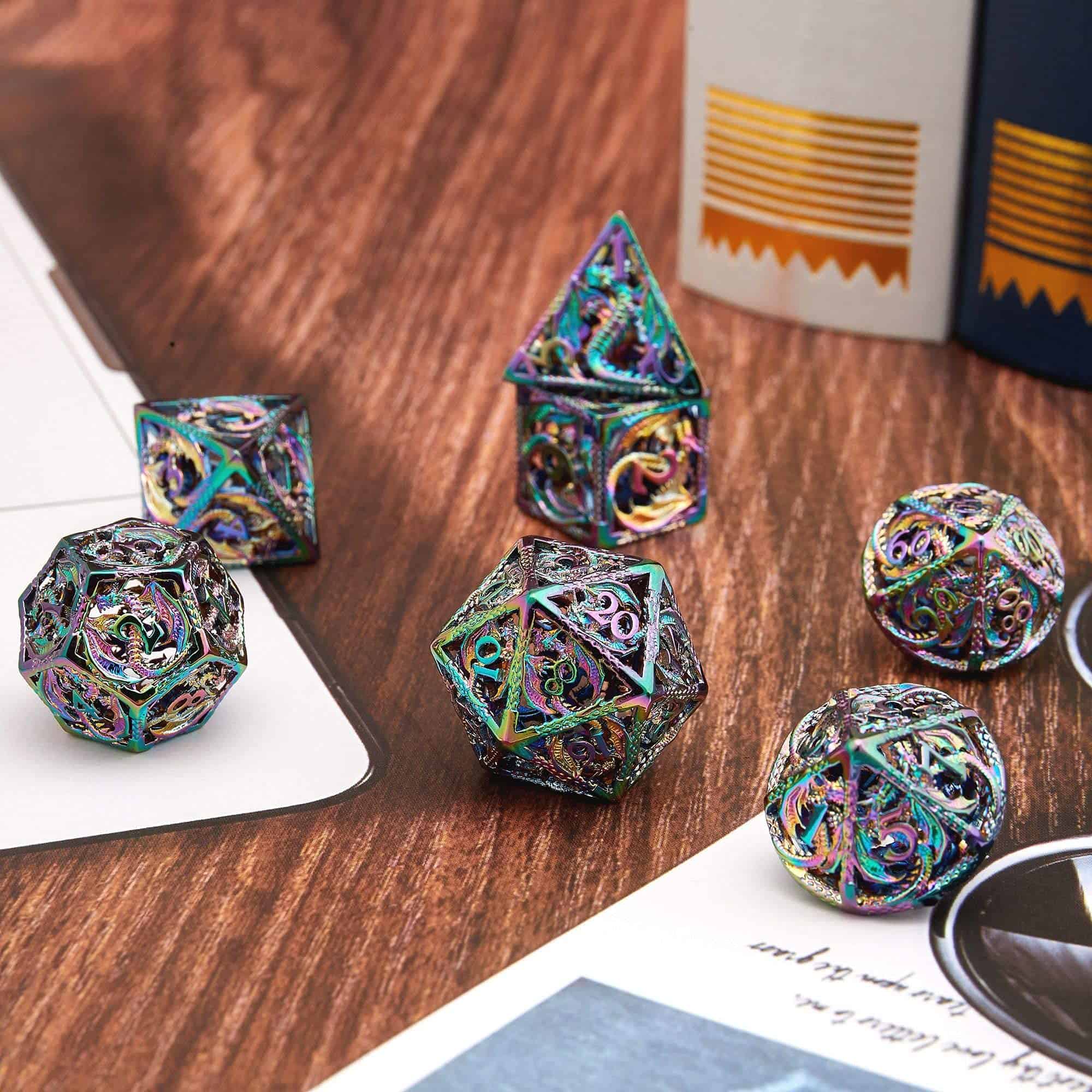 Juego de Dados de DND de Patrón de Dragón Hueco de Metal 7 - Imagen 6