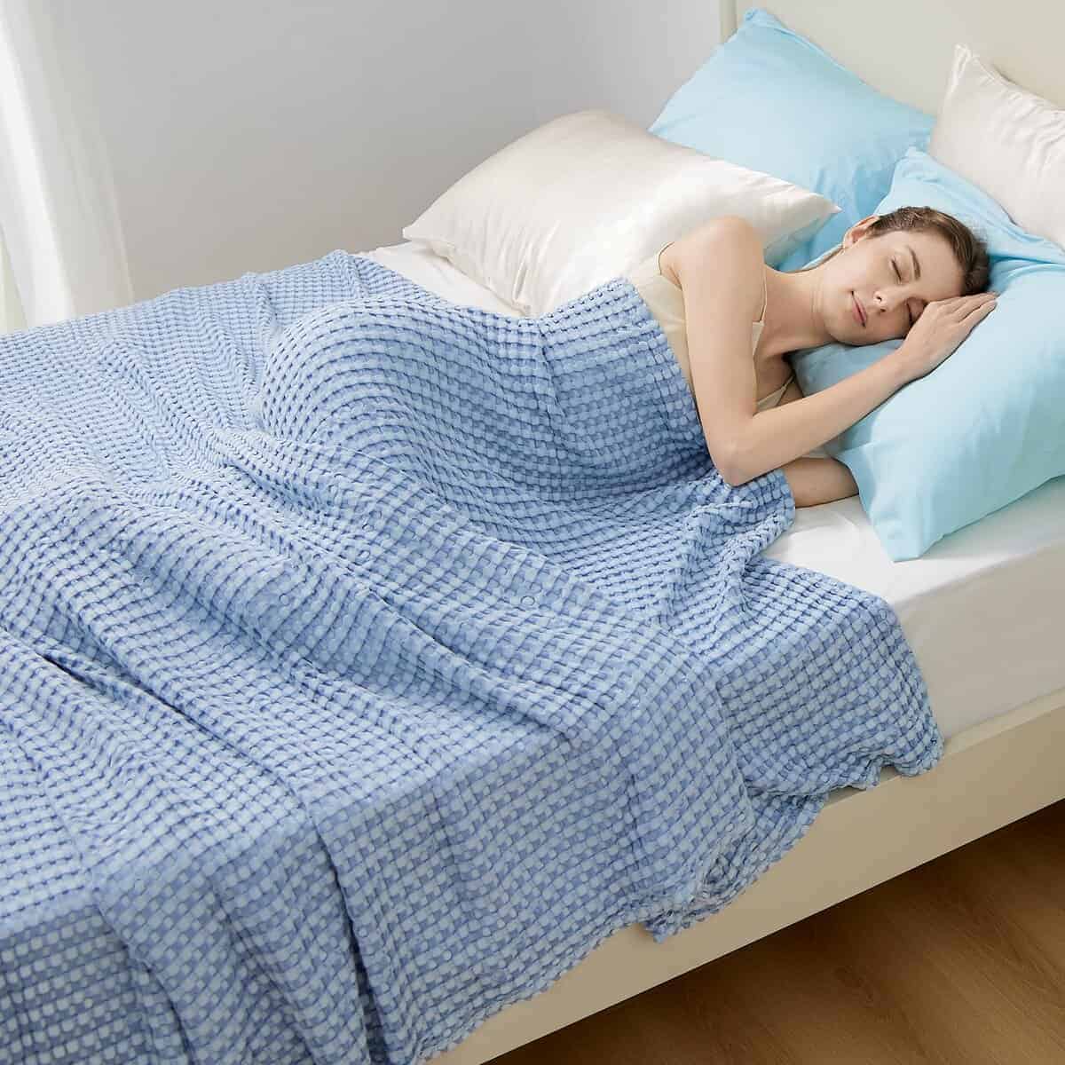 Manta de algodón con diseño de gofre Bedsure para cama King - Imagen 5