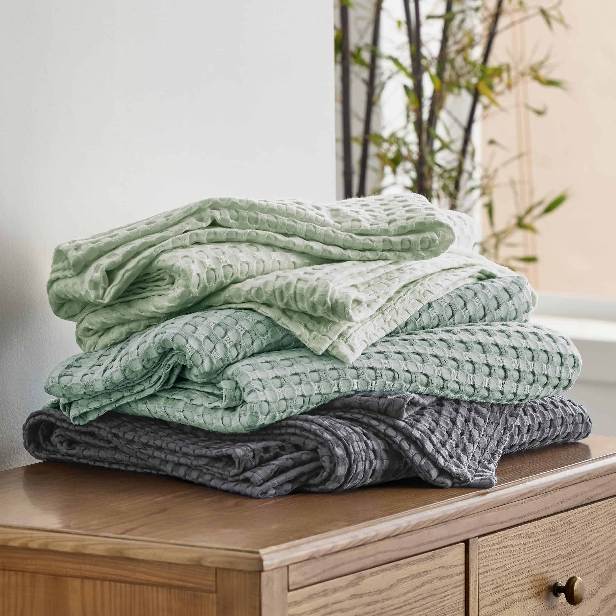 Manta King Size de Algodón de Piqué Bedsure con Tecnología - Imagen 8