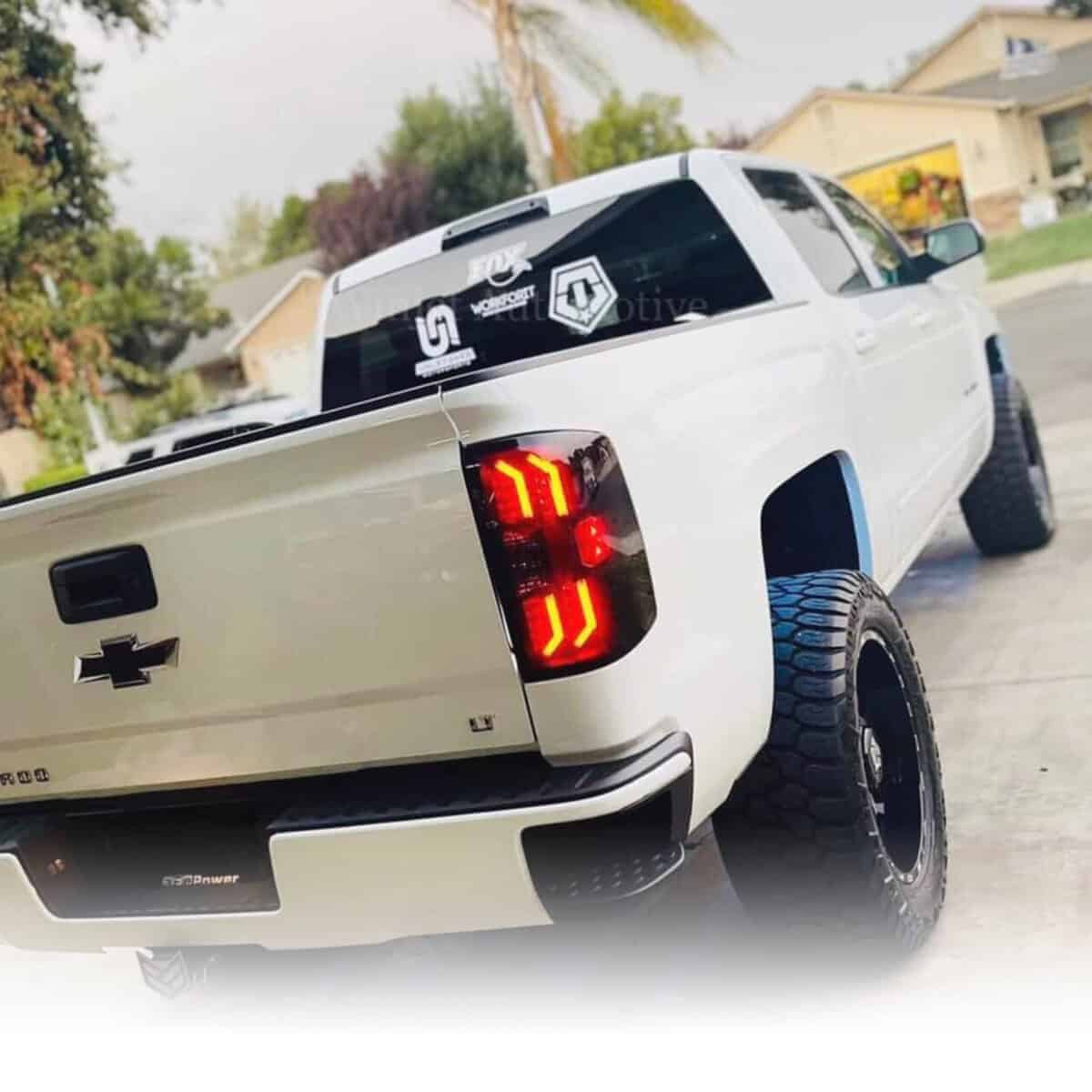 Conjunto de Luces Traseras WOLFSTORM Compatible con Chevy - Imagen 3