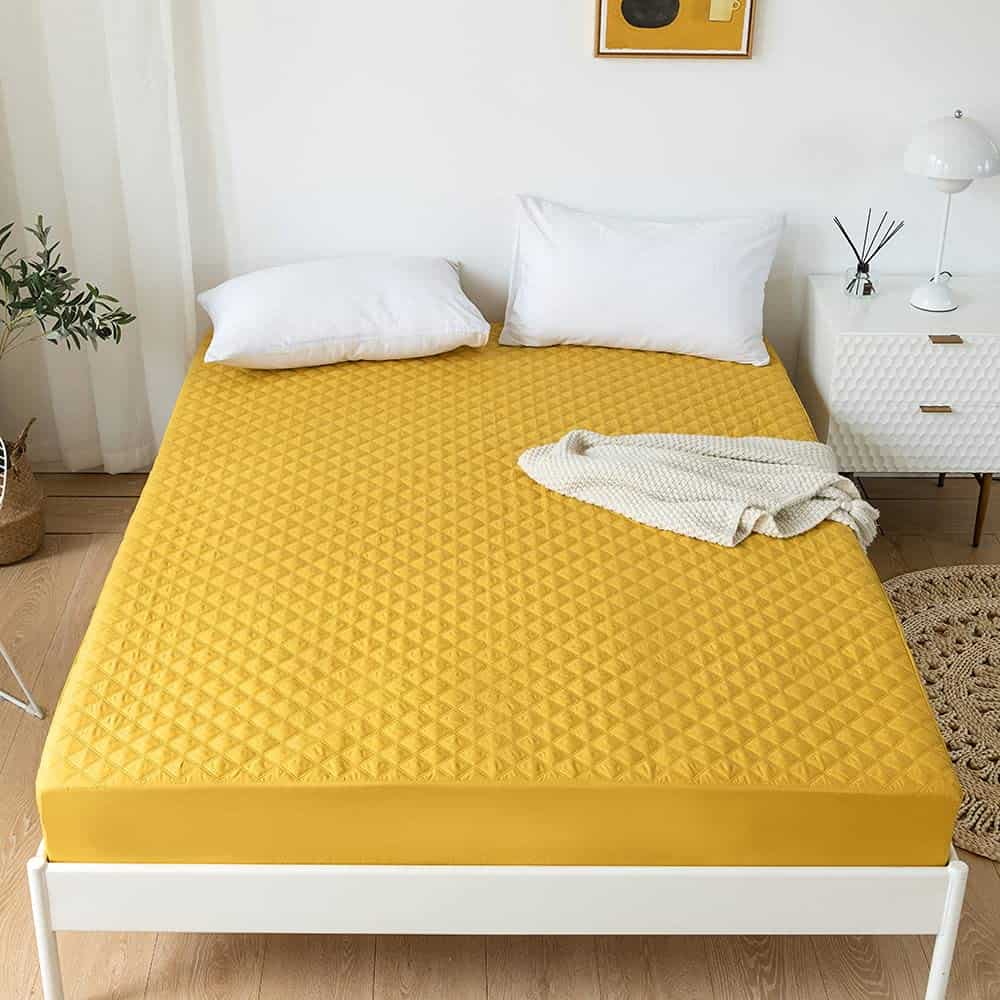 ARYURBU Protector de colchón impermeable en Color Amarillo - Imagen 3