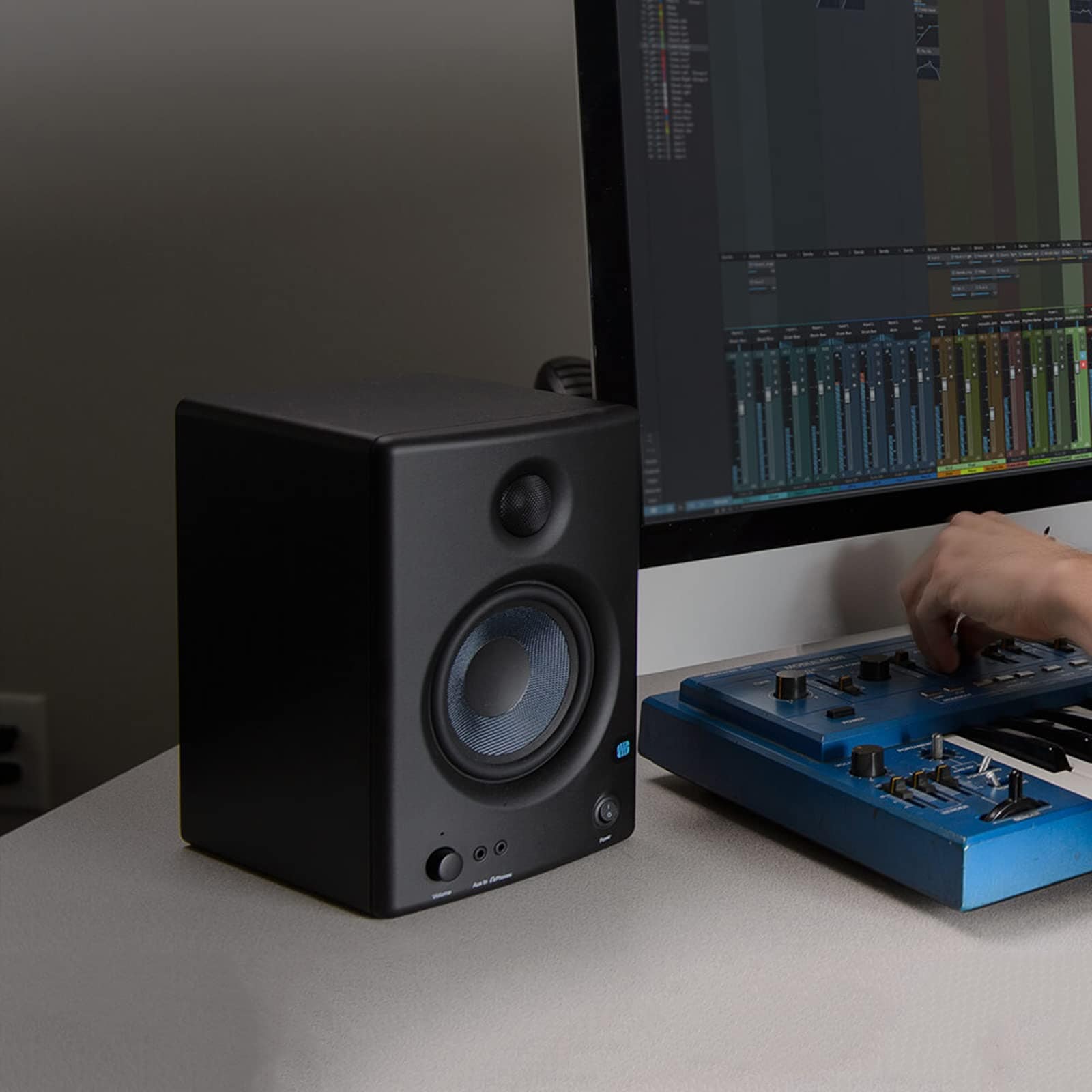Monitores de Estudio de Campo Cercano PreSonus Eris E4.5 de - Imagen 4