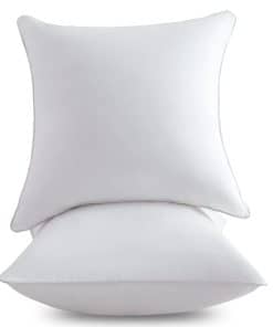 Funda de almohada FAVRIQ 24 x 24 con relleno de almohada de
