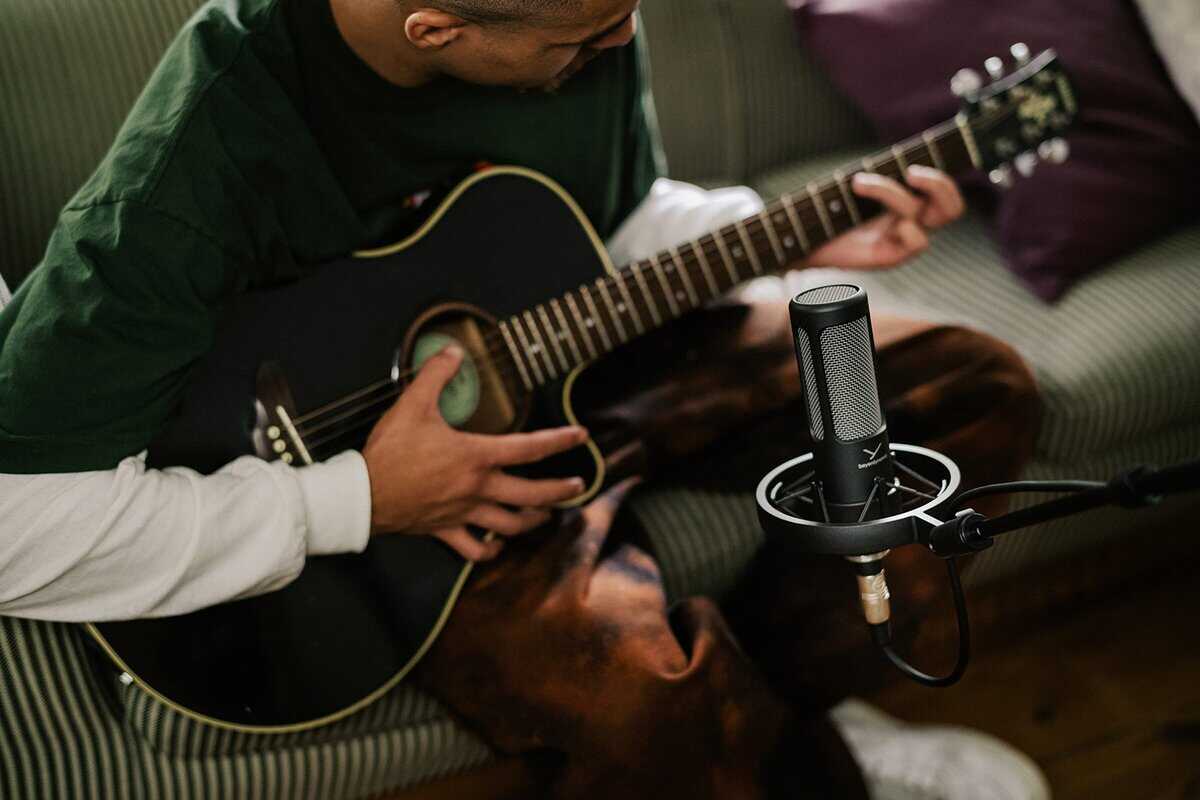 Micrófono de Condensador BeyerDynamic PRO X M90 con Bolsa - Imagen 6