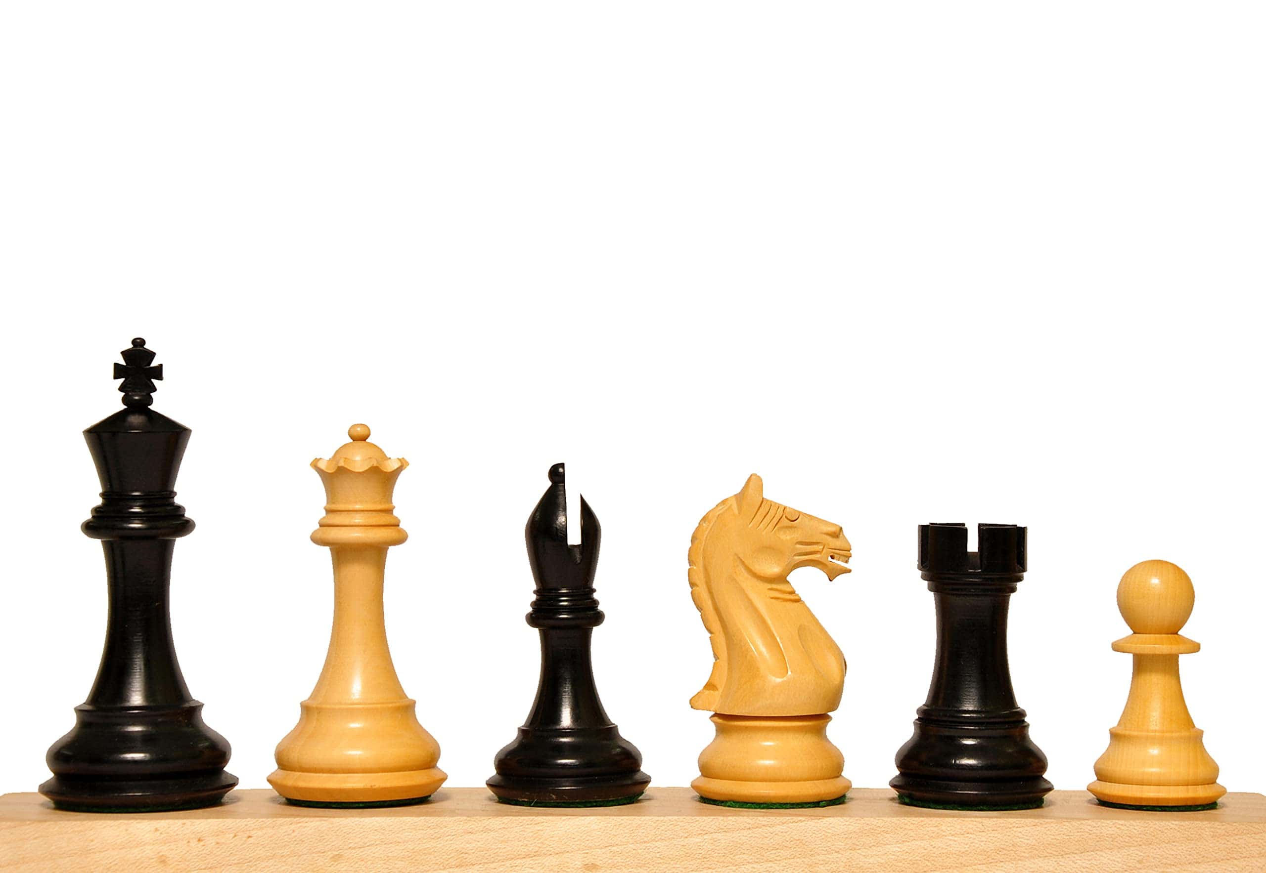 Set de Piezas de Ajedrez de Madera Staunton Rusas de 4.2"