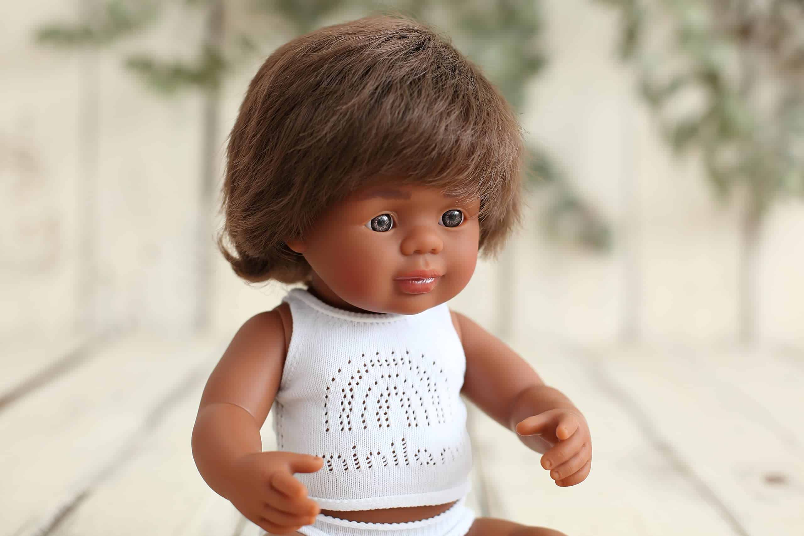 Muñeco Miniland 15'' Niño Aborigen Australiano (Caja) - - Imagen 5