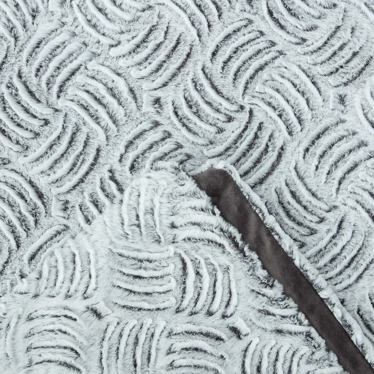 Manta de Lujo Chanasya de Piel Sintética Texturizada en - Imagen 7