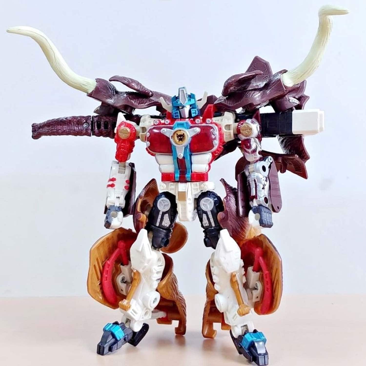 Figura de Gran Convoy Neo C-35 de las Bestias de la Guerra